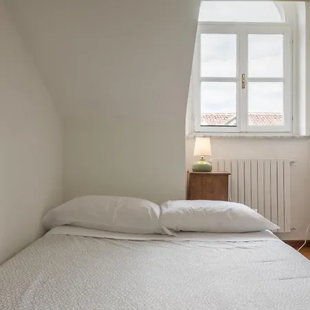 Sui Tetti Di - Centro - Piazza Castello *