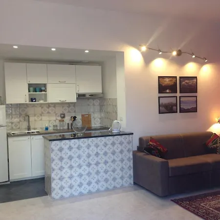 Sui Tetti Di - Centro - Piazza Castello *