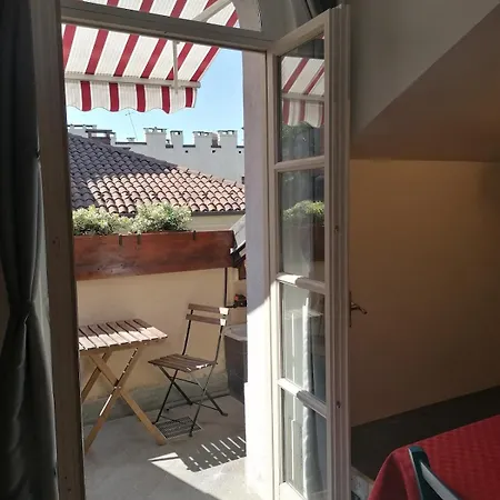 Sui Tetti Di - Centro - Piazza Castello *