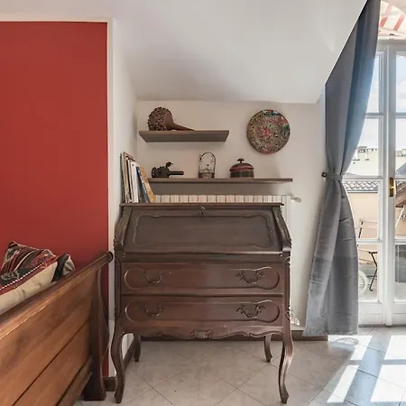 Sui Tetti Di - Centro - Piazza Castello דירה