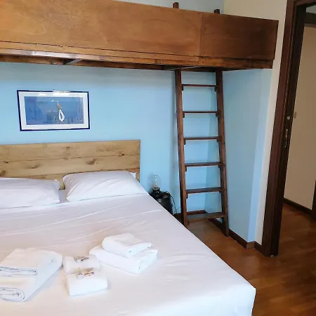 Sui Tetti Di - Centro - Piazza Castello * טורינו